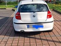 Gebraucht BMW 116 122 PS (89 kW) 2010 Grau Kleinwagen