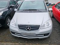 Gebraucht Mercedes A160 95 PS (69 kW) 2012 Silber Kleinwagen