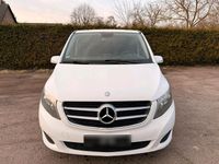 Gebraucht Mercedes V220 163 PS (119 kW) 2017 Weiß Van / Kleinbus