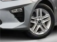 Używany Kia Ceed Vision 136 KM (100 kW) 2021 Srebrny Hatchback