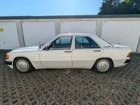 Gebraucht Mercedes 190 118 PS (86 kW) 1989 Weiß Limousine