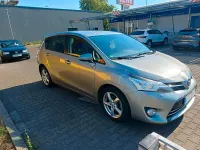 Gebraucht Toyota Verso Multidrive S 147 PS (108 kW) 2013 Grau Van / Kleinbus