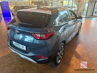 Gebraucht Kia Stonic Spirit 99 PS (72 kW) 2019 (ueu) denimblau met./weiss SUV