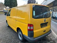 Second-hand VW T5 84 CP (61 kW) 2011 Galben Van
