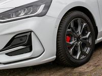 Gebraucht Ford Focus ST-Line 125 PS (91 kW) 2024 Weiß Kombi