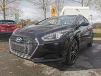 Gebraucht Hyundai i40 Classic 135 PS (99 kW) 2016 Schwarz Kombi