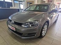 Gebraucht VW Golf VII LOUNGE 110 PS (80 kW) 2016 Limestone grey Limousine
