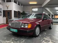 Gebraucht Mercedes 230 132 PS (97 kW) 1989 Rot Coupé