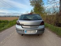 Usata Opel Astra 129 CV (94 kW) 2004 Andere farben Utilitaria