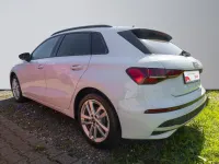 Gebraucht Audi A3 Sportback e-tron Ambiente 204 PS (150 kW) 2025 Gletscherweiß metallic Kleinwagen