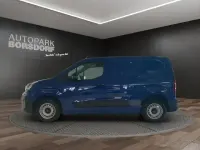 Neu Opel Combo Basis 111 PS (81 kW) 2025 Blau Van / Kleinbus