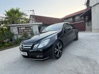 Gebraucht Mercedes E200 184 PS (135 kW) 2010 Schwarz Coupé