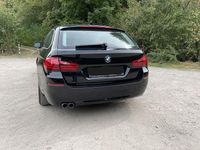 Gebraucht BMW 518 150 PS (110 kW) 2016 Schwarz Kombi