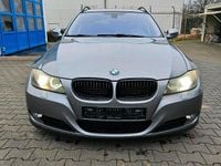 Gebraucht BMW 320 177 PS (130 kW) 2009 Grau Kombi
