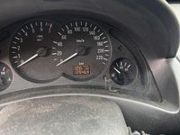 Usata Opel Corsa 75 CV (55 kW) 2004 Utilitaria