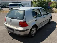Gebraucht VW Golf IV 105 PS (77 kW) 2000 Silber Kleinwagen