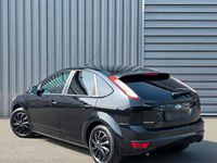 Second-hand Ford Focus 101 CP (74 kW) 2008 Negru Hatchback