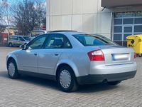 Gebraucht Audi A4 131 PS (96 kW) 2002 Silber Limousine