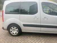 Gebraucht Peugeot Partner 92 PS (67 kW) 2011 Silber Van / Kleinbus