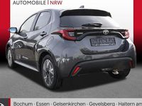 Gebraucht Toyota Yaris Hybrid 116 PS (85 kW) 2025 Grau Limousine