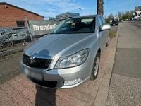 Gebraucht Skoda Octavia Ambiente 102 PS (75 kW) 2009 Silber Limousine