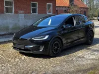 Second-hand Tesla Model X 386 kW (525 CP) 2017 Negru SUV