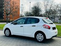 gebraucht Peugeot 208 Style Edition