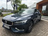Gebraucht Volvo V60 Plus 197 PS (144 kW) 2023 Blau Kombi