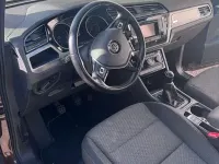 Gebraucht VW Touran Comfortline 105 PS (77 kW) 2016 Braun Van / Kleinbus