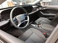 Second-hand Audi A6 e-tron Ambiente 210 kW (286 CP) 2025 Albastru Break