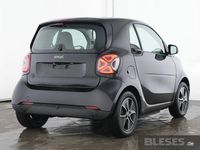 Gebraucht Smart ForTwo Coupé Exclusive 60 kW (82 PS) 2023 Bodypanels in black Kleinwagen