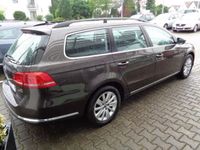 Gebraucht VW Passat Comfortline 105 PS (77 kW) 2014 Schwarz metallic Kombi