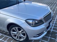 Gebraucht Mercedes 220 136 PS (100 kW) 2014 Silber Kombi