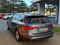 Gebraucht Audi A4 Comfort 150 PS (110 kW) 2018 Grau Kombi