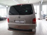 Gebraucht VW Multivan Highline 179 PS (131 kW) 2015 Sandbeige Van / Kleinbus