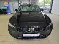 Gebraucht Volvo S60 Ultimate 250 PS (183 kW) 2023 Schwarz Limousine