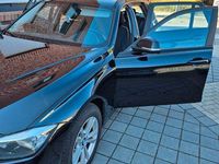 Gebraucht BMW 318 150 PS (110 kW) 2016 Schwarz Kombi