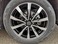 Neu VW Multivan Edition 150 PS (110 kW) 2025 Grau Van