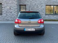 Gebraucht VW Golf V 102 PS (75 kW) 2008 Grau Kleinwagen