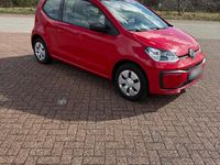 Second-hand VW up! 60 CP (44 kW) 2018 Roșu Hatchback