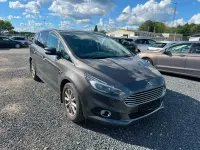 Gebraucht Ford S-MAX Titanium 179 PS (131 kW) 2018 Grau Van / Kleinbus