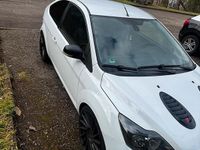 Gebraucht Ford Focus 125 PS (91 kW) 2010 Weiß Limousine