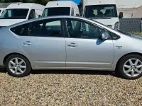 Gebraucht Toyota Prius 111 PS (81 kW) 2006 Silber Kleinwagen