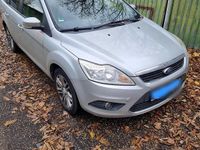 Gebraucht Ford Focus Ghia 109 PS (80 kW) 2008 Silber Kombi