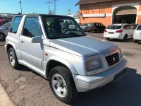 Gebraucht Suzuki Vitara 132 PS (97 kW) 1997 Silber SUV