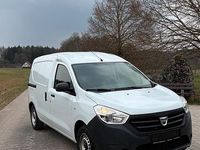 Gebraucht Dacia Dokker 102 PS (75 kW) 2017 Weiß Van / Kleinbus