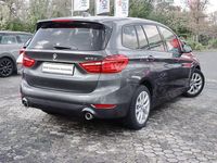 Gebraucht BMW 218 Advantage 150 PS (110 kW) 2022 Grau Van / Kleinbus