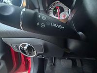 Gebraucht Mercedes A180 Urban 122 PS (89 kW) 2014 Rot Limousine