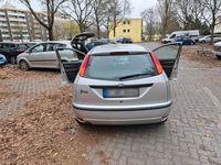 Używany Ford Focus 90 KM (66 kW) 2003 Srebrny Kombi