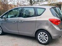 Gebraucht Opel Meriva 95 PS (69 kW) 2012 Silber Van / Kleinbus
